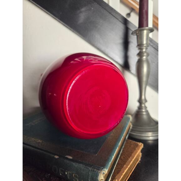 Amberina Red Glass Pitcher 8.75" Handblown Art Glass with Amber Handle Vintage - Picture 9 of 10